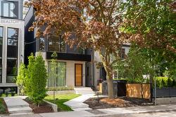 18 GORMLEY AVENUE Toronto, ON M4V 1Y8