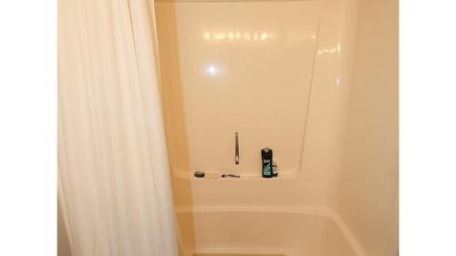 221-223-1051 Gerry Sorensen Way, Kimberley, BC - Indoor Photo Showing Bathroom