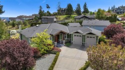 2348 Coopers Hawk Rise Mill Bay, BC V8H 1H7