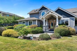2357 Coopers Hawk Rise Mill Bay, BC V0R 2P4