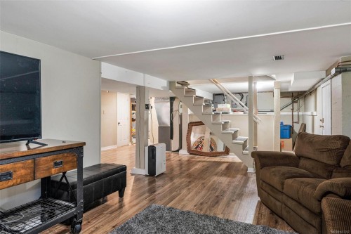 636 Coronation Ave, Duncan, BC 