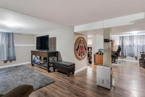 636 Coronation Ave, Duncan, BC 