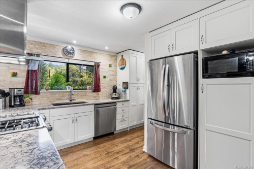 13345 Cedar Rd, Nanaimo, BC 