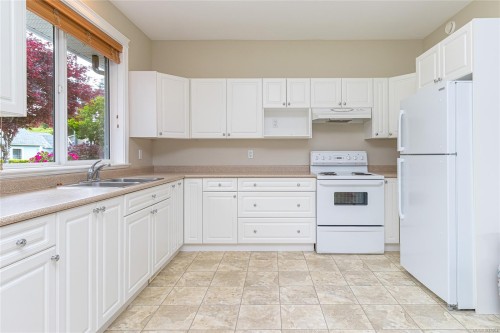 6797 Hampton Pl, Duncan, BC 