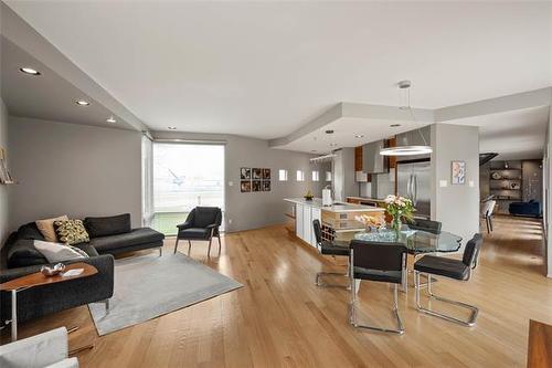 509 Shaftesbury Blvd, Winnipeg, MB 