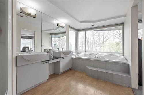 509 Shaftesbury Blvd, Winnipeg, MB 