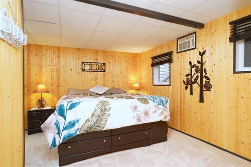 5 Richard Rd, Hillside Beach, MB 