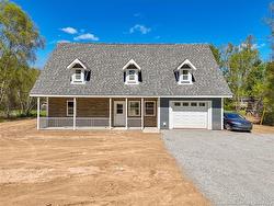 10 Pine CRT Maugerville, NB E3A 8M9
