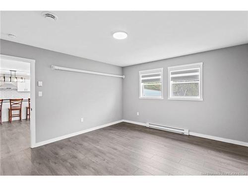 288 Pleasant Dr, Minto, NB 