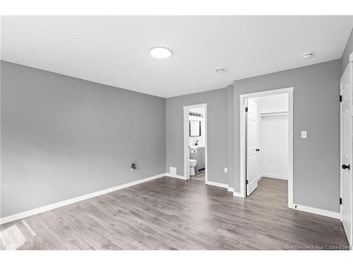288 Pleasant Dr, Minto, NB 