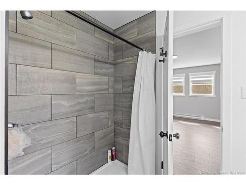 288 Pleasant Dr, Minto, NB 
