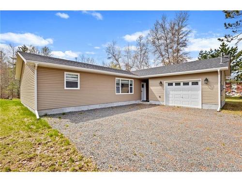 288 Pleasant Dr, Minto, NB 