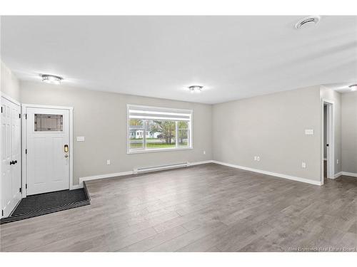 288 Pleasant Dr, Minto, NB 