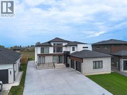 7 CYPRESS POINTE Leamington, ON N8H 5R2