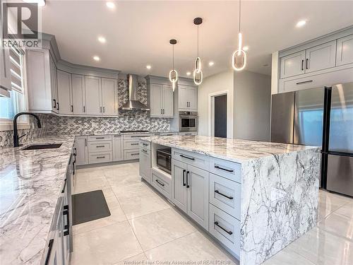 7 Cypress Pointe, Leamington, ON - Indoor Photo Showing Kitchen With Upgraded Kitchen