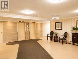 Lobby - 
