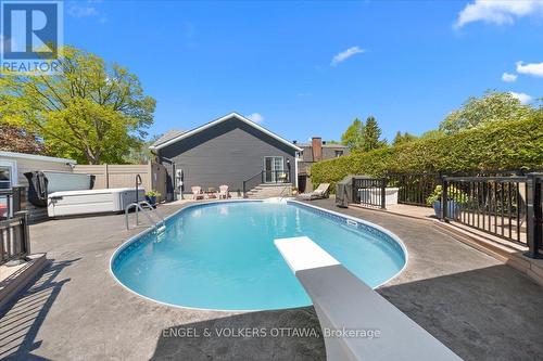 1005 Gold Crescent, Ottawa, ON - Outdoor With In Ground Pool