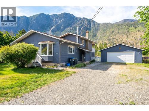 1220 SYKES CRES SYKES Crescent  Keremeos, BC V0X 1N3