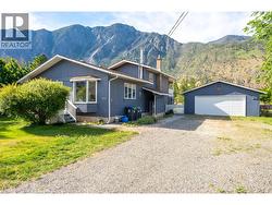 1220 SYKES CRES SYKES Crescent Keremeos, BC V0X 1N3