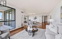 805 - 3 CONCORDE PLACE Toronto, ON M3C 3K7