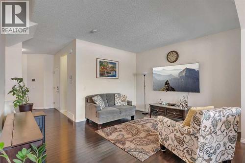 245 Auburn Crest Way Se, Calgary, AB - Indoor Photo Showing Living Room