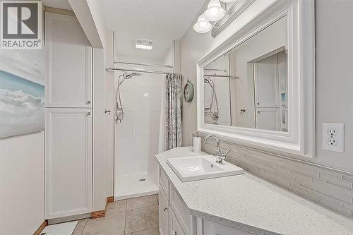 42 Sundown Close Se, Calgary, AB - Indoor