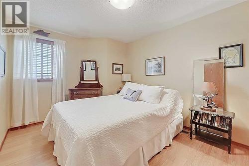 42 Sundown Close Se, Calgary, AB - Indoor Photo Showing Bedroom