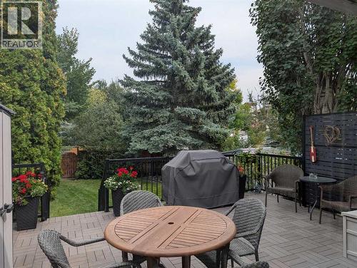 42 Sundown Close Se, Calgary, AB - Outdoor With Deck Patio Veranda