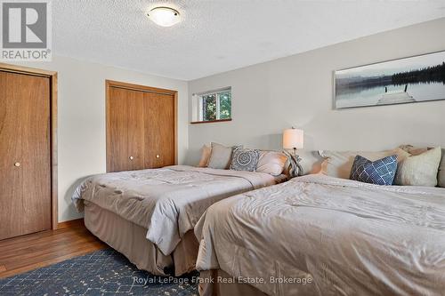 2633 Fire Route 49A, Selwyn, ON - Indoor Photo Showing Bedroom