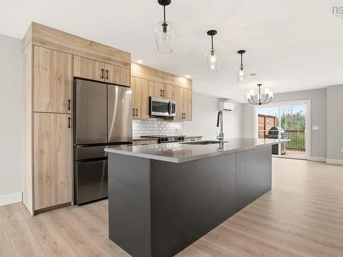 15 Glenn Drive, Lantz, NS 