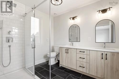 15 Glenn Drive, Lantz, NS - Indoor Photo Showing Bathroom