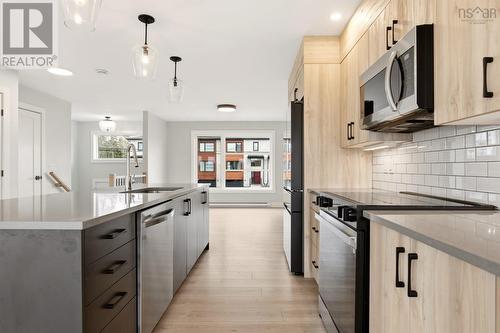15 Glenn Drive, Lantz, NS - Indoor Photo Showing Kitchen With Upgraded Kitchen