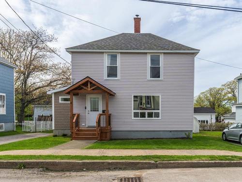 4 Carol Avenue, Yarmouth, NS 