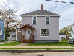 4 Carol Avenue  Yarmouth, NS B5A 2H7
