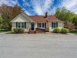 24 Varner Road New Germany, NS B0R 1E0
