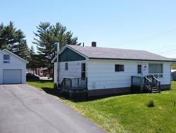 860 Windsor Back Road Three Mile Plains, NS B0N 2T0