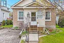122 CEDAR STREET  Cambridge, ON N1S 1W2
