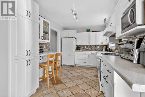 2966 Linton Road, Ottawa, ON - Indoor Photo Showing Kitchen With Double Sink