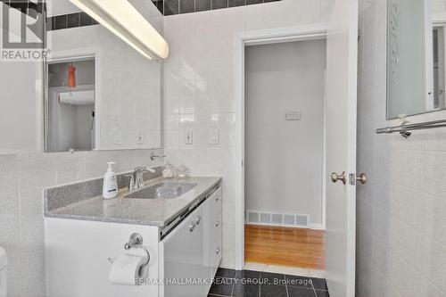 2966 Linton Road, Ottawa, ON - Indoor Photo Showing Bathroom