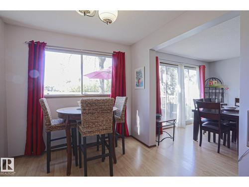 9324 80 Av Nw, Edmonton, AB - Indoor Photo Showing Dining Room