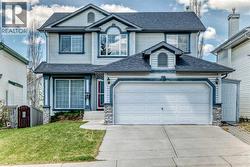 68 Scenic View Close NW  Calgary, AB T3L 1Z7
