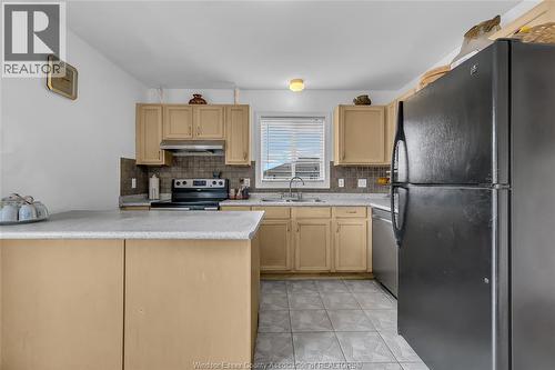 2401 St. Patricks, Windsor, ON - Indoor Photo Showing Kitchen