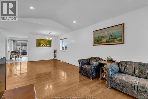 2401 St. Patricks, Windsor, ON - Indoor Photo Showing Living Room