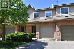 26 MOSS Boulevard Unit# 47  Dundas, ON L9H 6W8