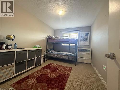 25 Bethune Avenue, Hamilton, ON - Indoor Photo Showing Bedroom