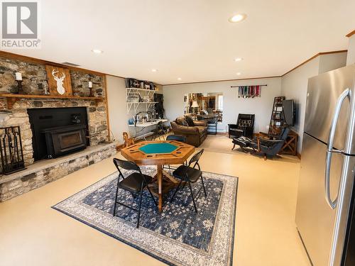 22 Catfish Rd, Wawa, ON - Indoor With Fireplace