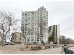 #201 11826 100 AV NW  Edmonton, AB T5K 0K3
