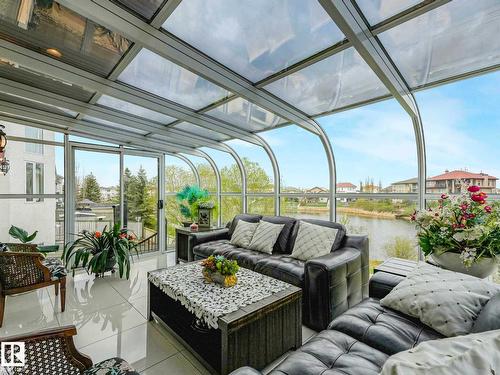 7516 161A Av Nw, Edmonton, AB - Indoor