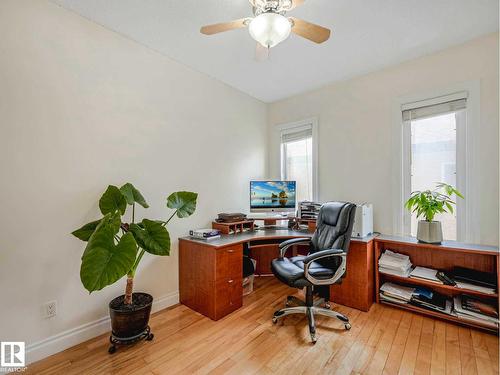 7516 161A Av Nw, Edmonton, AB - Indoor Photo Showing Office