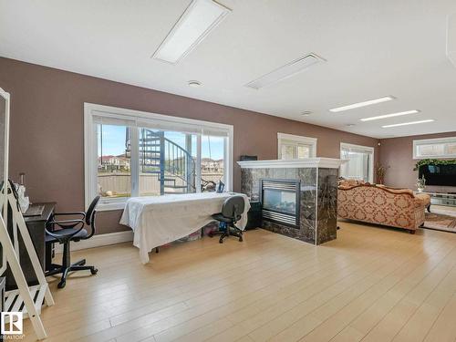 7516 161A Av Nw, Edmonton, AB - Indoor With Fireplace